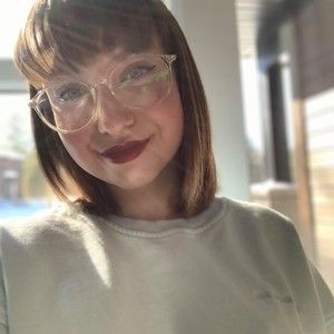 Meet your Posher, Kelly